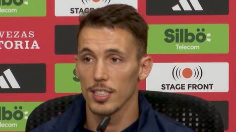 Alejandro Grimaldo könnte in einem möglichen Viertelfinale auf seine deutschen Teamkollegen aus Leverkusen treffen. Der Spanier hat eine klare Meinung, wer nach dem Duell die Heimreise antreten soll.