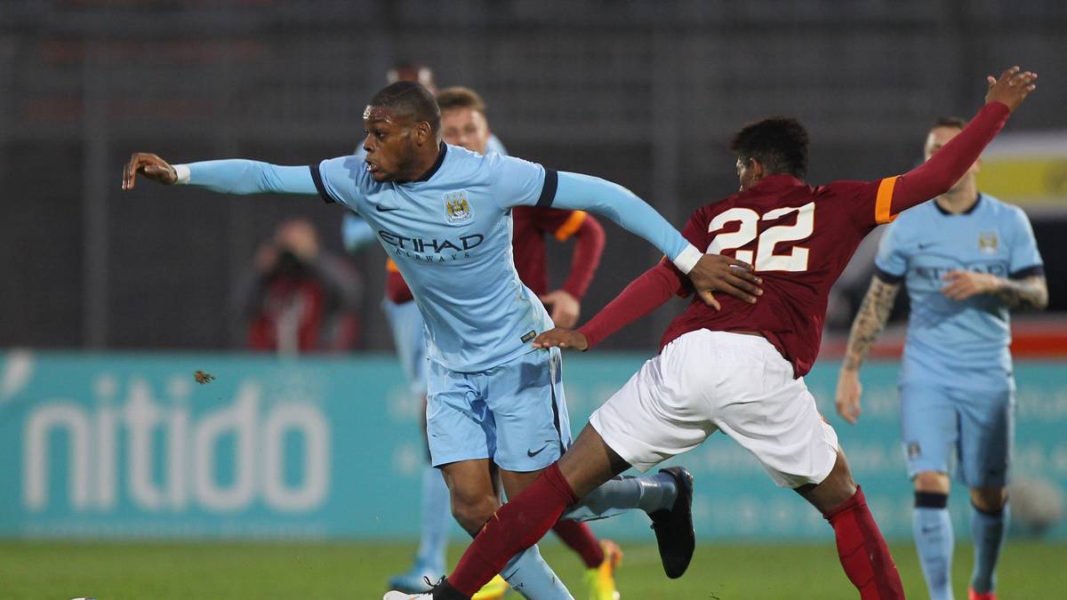 OLIVIER NTCHAM (23): Wechselt mit 16 Jahren als Kapitän der französischen U15-Auswahl in die City-Schmiede. Der zentrale Mittelfeldspieler schafft es bis in den Anschlusskader, wird dann aber 2015 an Genua nach Italien verliehen. Dort spielt er in zwei Jahren eine gute Rolle in der Serie A