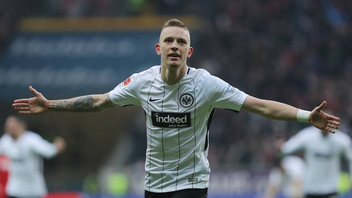 MARIUS WOLF (Eintracht Frankfurt): Der offensive Mittelfeldspieler ist eine der Entdeckungen der Saison. Fünf Tore und neun Vorlagen lieferte er in der Bundesliga, verhalf der Eintracht ins Pokalfinale und weckte das Interesse größerer Klubs