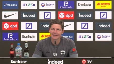 Vor dem Duell gegen Köln freut sich Frankfurt-Trainer Oliver Glasner auf eine hochklassige Partie gegen den Effzeh mit Trainer Steffen Baumgart, über den er scherzt, aber auch seine Handschrift bei Köln lobt. 