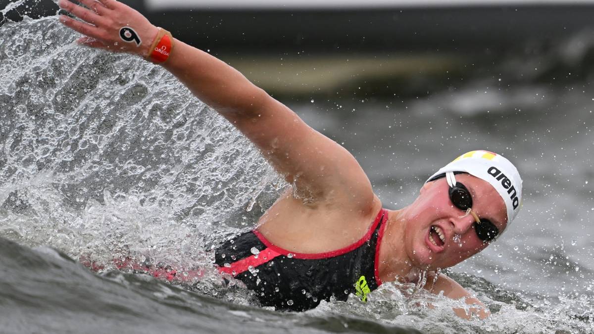 Freiwasser: Boy in Hongkong Dritte