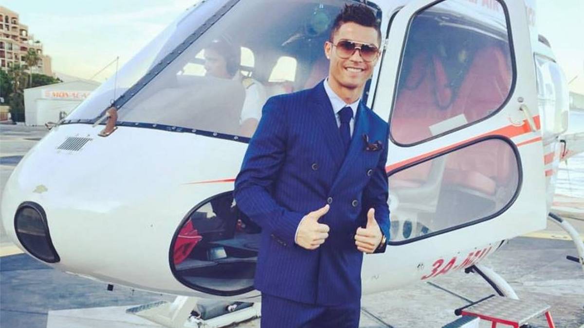 Cristiano Ronaldo! Der eitle Portugiese und amtierende Weltfußballer ist mit 108 Millionen Anhängern die klare Nummer eins