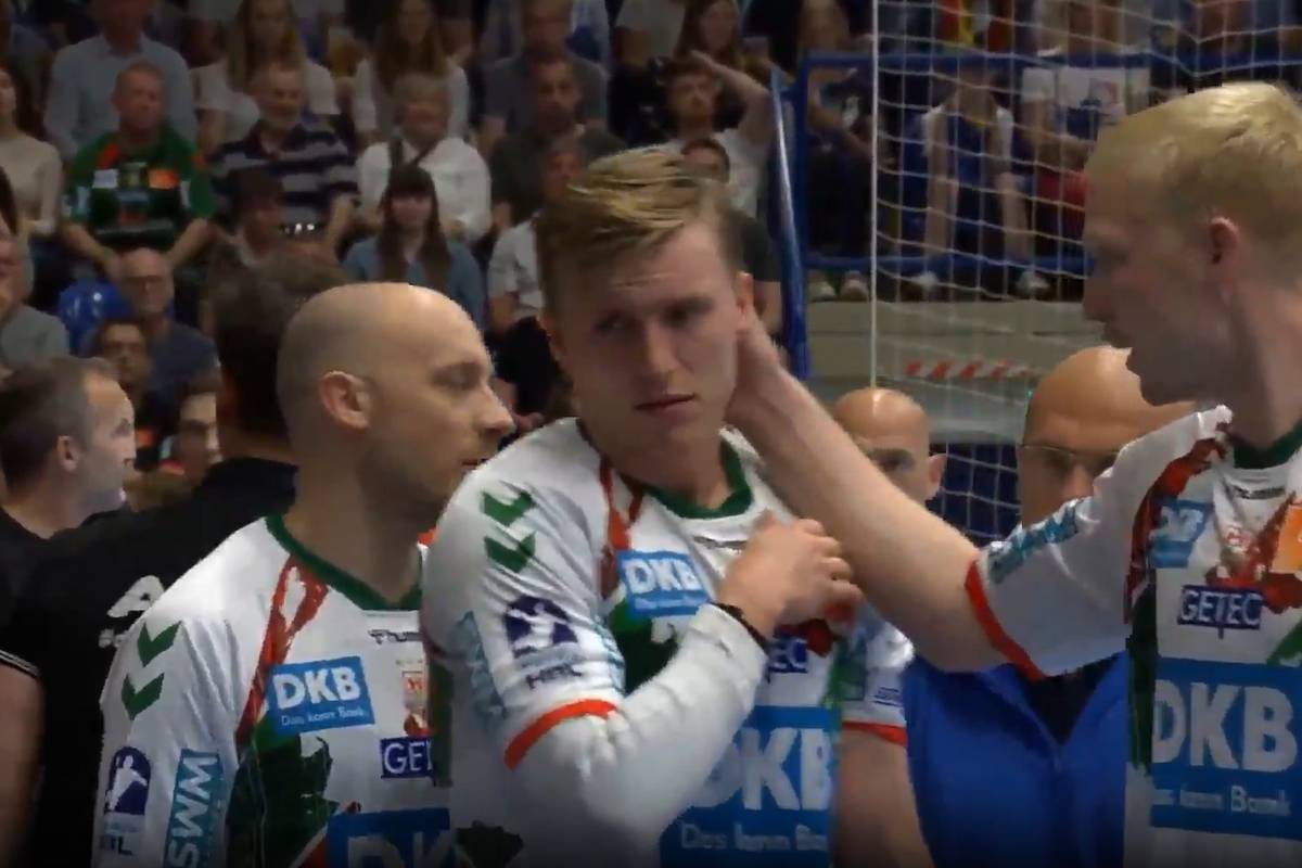 Bittere Verletzung! Magdeburg siegt in Lemgo - aber verliert Kristjansson, der den Halleninnenraum unter Tränen verlässt.