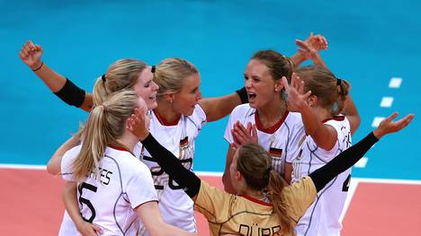 Die deutschen Volleyballerinnen jubeln