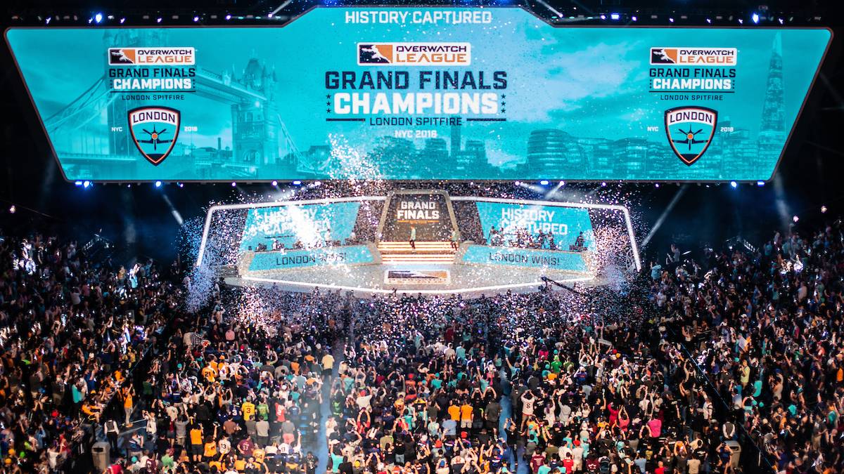 OVERWATCH: SEASON 1 (3 Millionen USD): Mit Overwatch feierte Blizzard bereits große Erfolge. Darunter zählt auch die eSports-Liga des Teamshooters. Bereits in der ersten Saison der kompetitiven Overwatch-Szene ging es insgesamt um drei Millionen US-Dollar. In New York City wurde das Team London Spitfire zum Sieger gekürt, welches eine Million US-Dollar mit nach Hause nahm