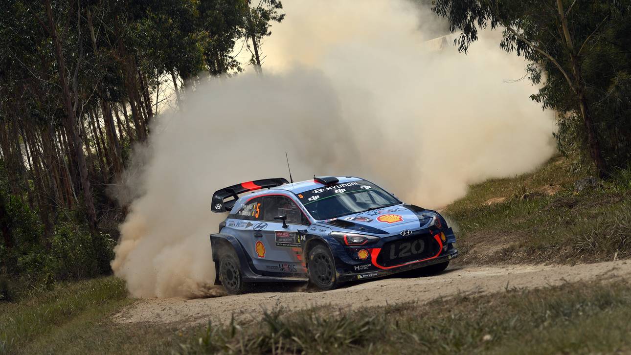 Rallye Australien: Neuville legt vor
