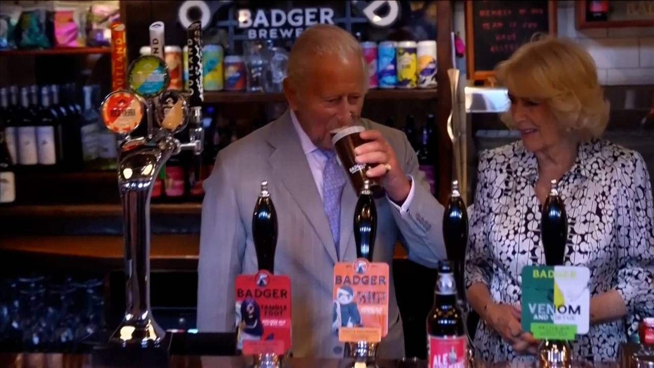 WM 2026: King Charles braucht erstmal ein Bier