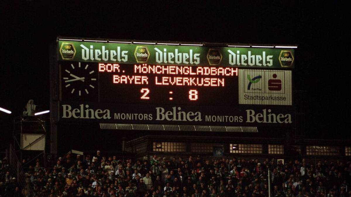 Zahlen lügen nicht: Leverkusen bezwingt Gladbach mit 8:2 auf des Gegners Platz