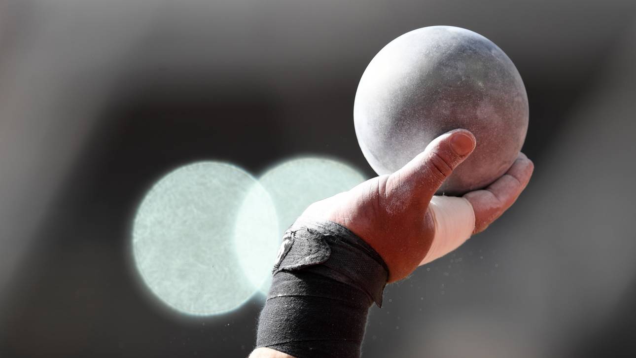 Kampfrichter von Kugel erschlagen