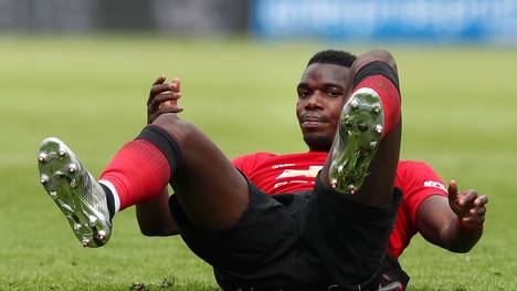 Huddersfield Town v Manchester United - Premier League