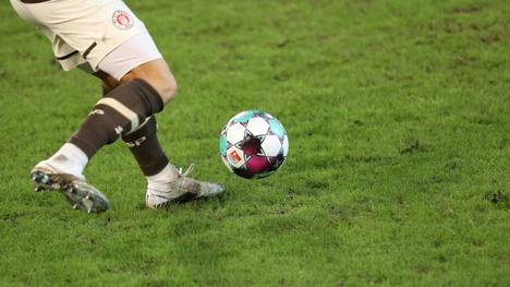 FC St. Pauli klettert auf Rang elf
