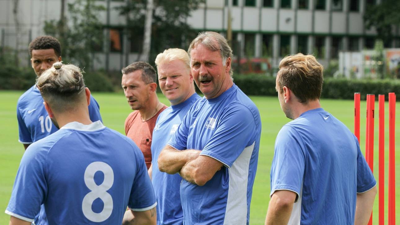 Neururer leitet erneut VDV-Proficamp