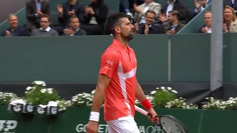 Novak Djokovic schlägt den Ungarn Marton Fucsovics mit 6:2 und 6:3 und holt beim ATP-Turnier in Genf seinen ersten Sandplatz-Sieg seit den Olympischen Spielen in Paris 2024.