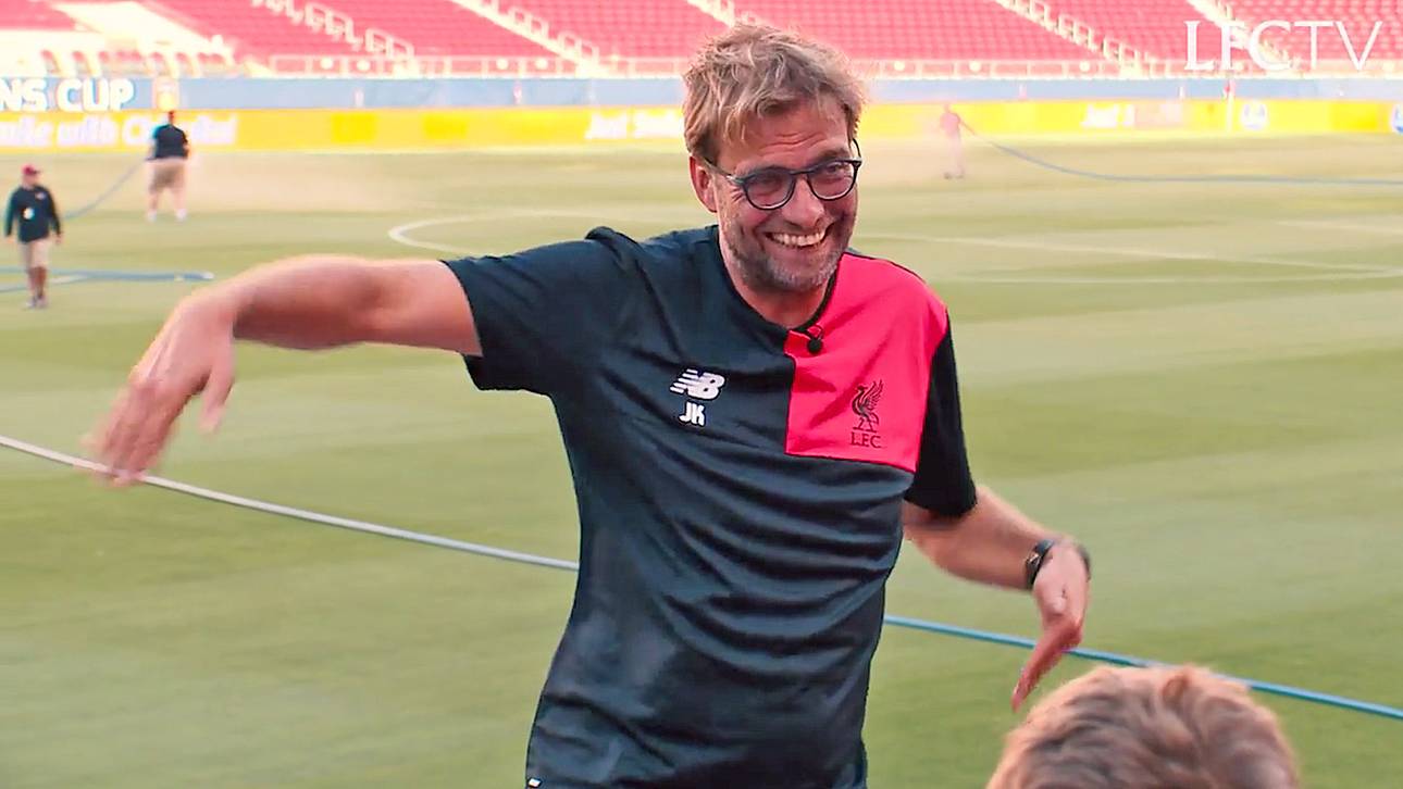 Klopp glänzt mit Tanzeinlage
