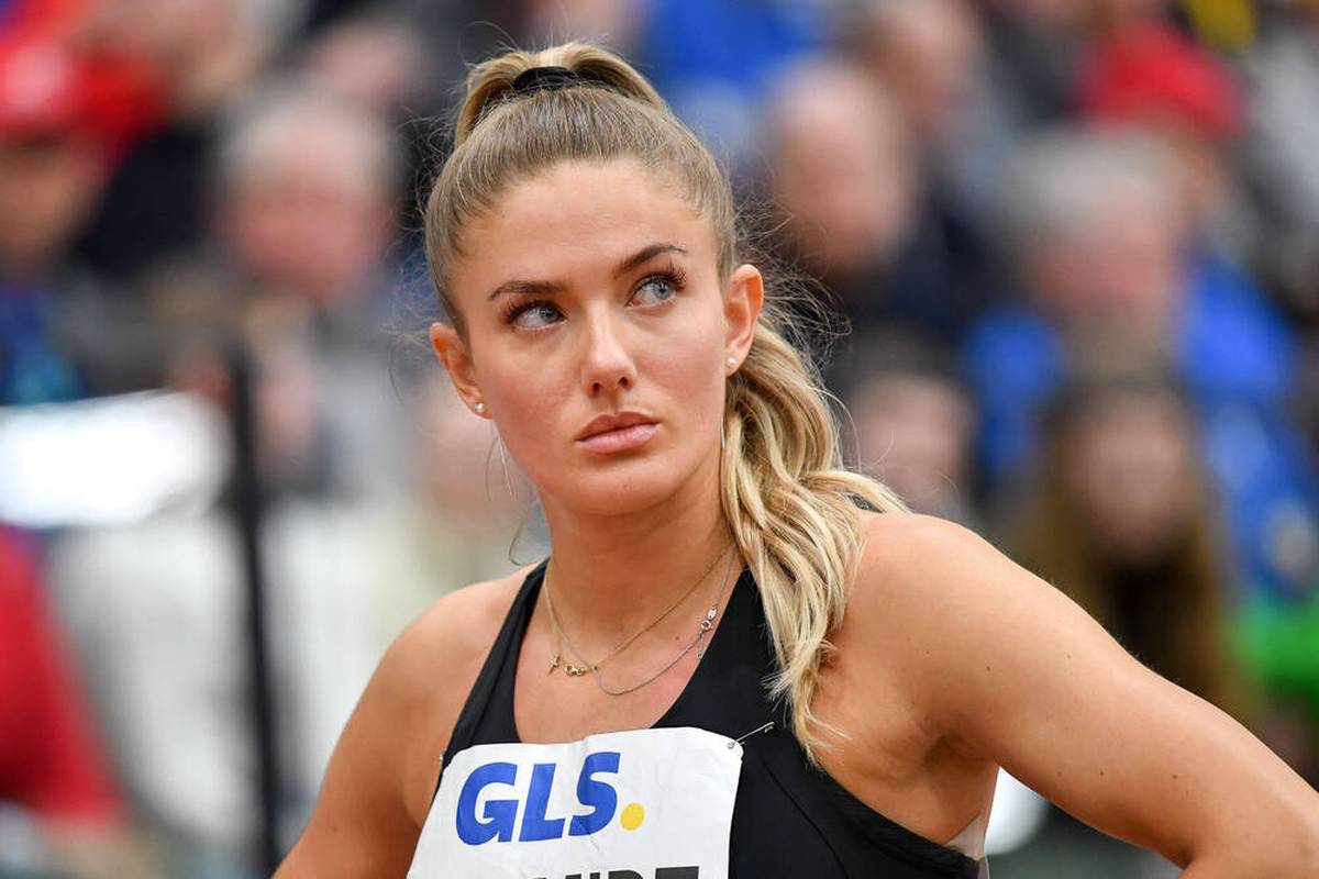 Im Haus von Team Deutschland gab es den obligatorischen "Medal Walk" für jede/n Medaillengewinner: in. Leichtathletikstar Alica Schmidt zeigt wie wild die Feier hinter den Kulissen war. 