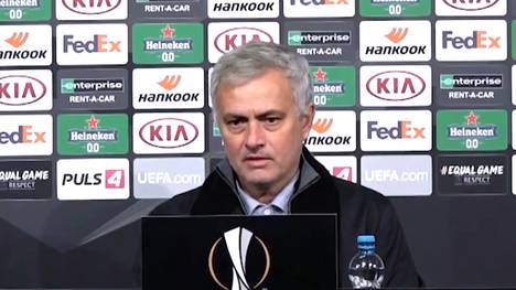 Auf der Pressekonferenz nach dem 3:3 von Tottenham gegen LASK in der Europa League spricht Jose Mourinho offen über die fehlende Motivation einiger seiner Spieler.