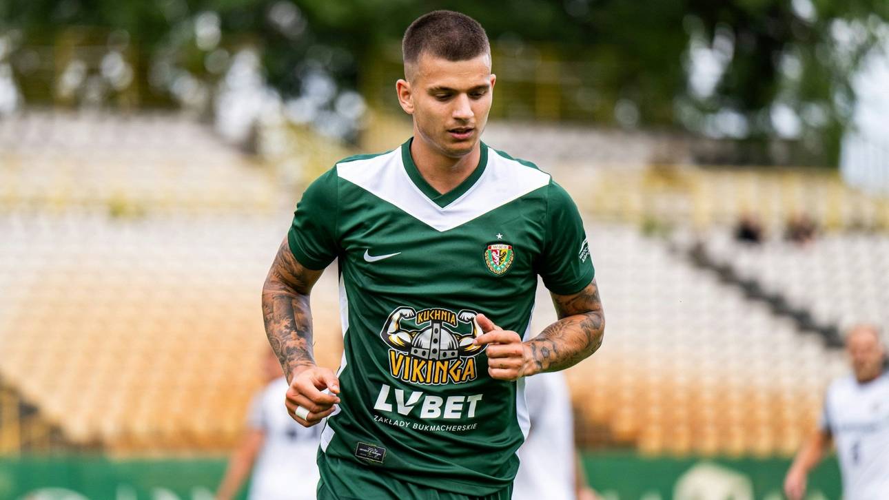 Zweitligist holt verletzten Stürmer