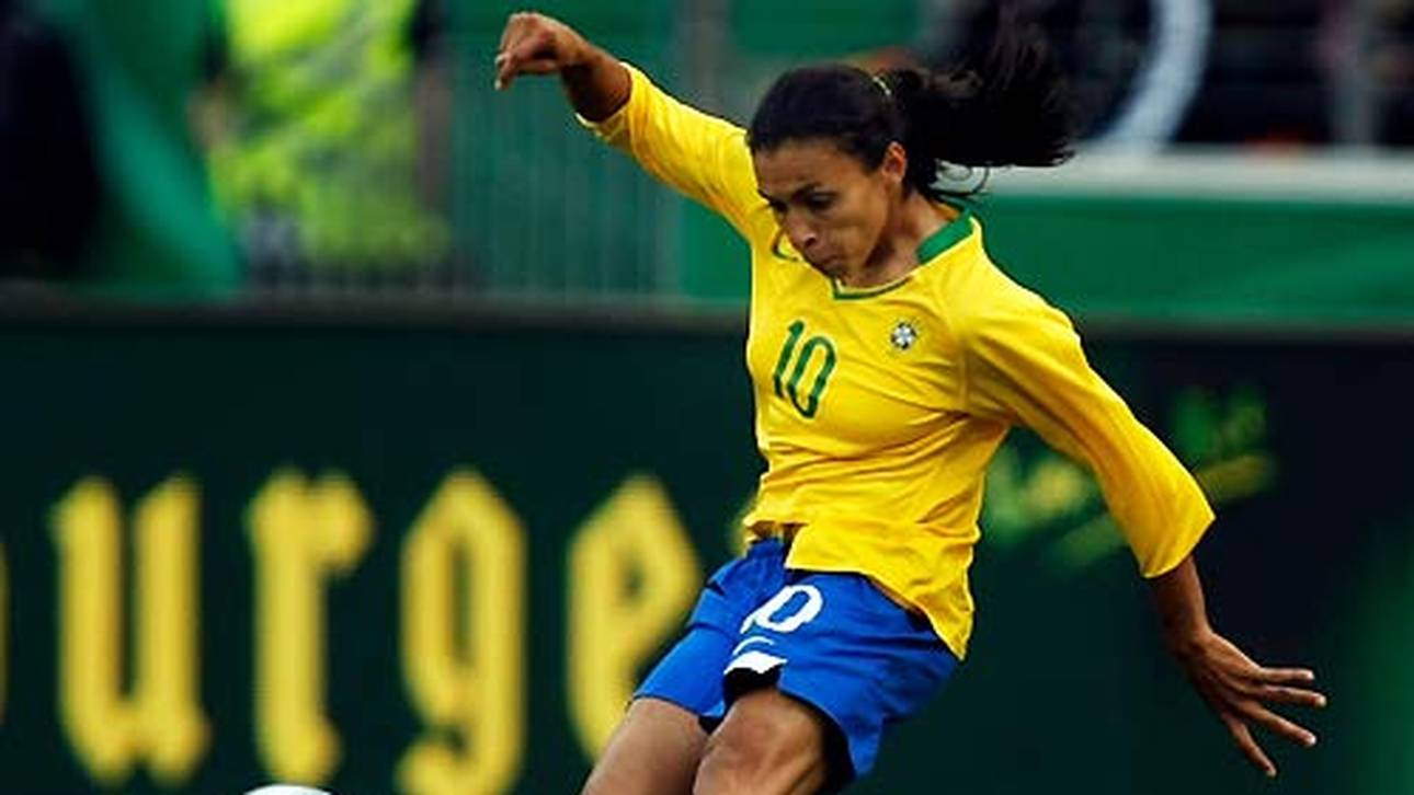 Weltfußballerin nach Schweden