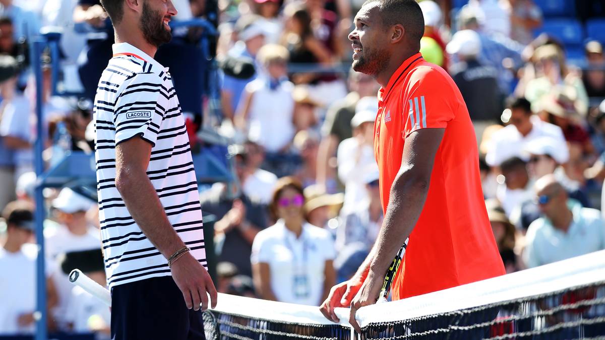 Nach den ersten Emotionen ist am Netz dann aber doch noch kurz Zeit für einen kleinen Plausch unter Landsmännern