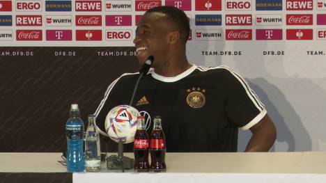 Der Vertrag von Youssoufa Moukoko läuft im kommenden Sommer aus. Im Zuge seines 18. Geburtstags werden nun Spekulationen um eine Verlängerung beim BVB lauter. 