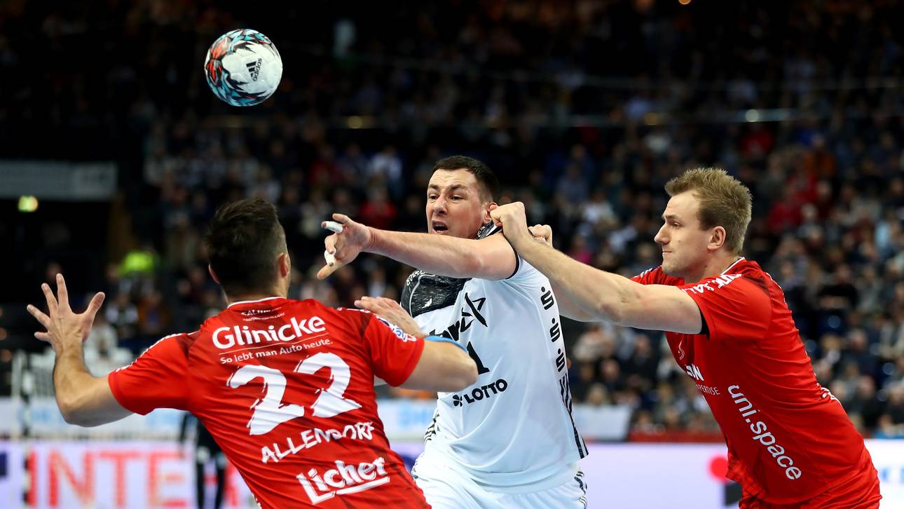 Last-Second-Tor rettet Kiel