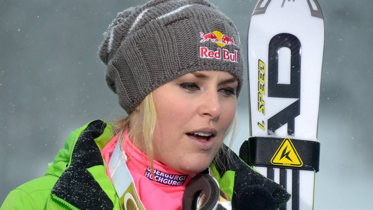 Auch vor der WM 2011 greift Vonn wieder in die Psycho-Kiste.  Täglich informiert sie während der WM die Öffentlichkeit via Facebook, dass sie von ihrer kurz vor den Wettkämpfen erlittenen Gehirnerschütterung stark beeinträchtigt ist - und sucht Trost bei Riesch. DSV-Alpin-Direktor Wolfgang Maier kann die Verletzungsgeschichten der US-Amerikanerin nicht mehr hören: "Für mich ist das mit der Zeit lächerlich." Gehandicapt oder nicht - am Ende reicht es bei der WM "nur" zu Silber in der Abfahrt