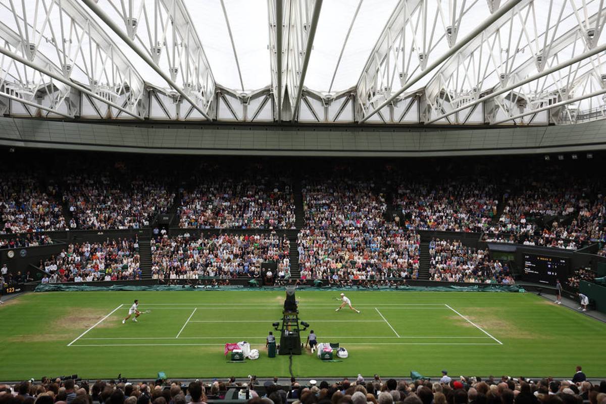 Welche Tennis-Stars haben die meisten Grand-Slam-Titel in der Geschichte ihres Sports gesammelt? SPORT1 zeigt die erfolgreichsten Tennis-Spieler bei den großen Turnieren.