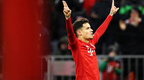 MUNICH, GERMANY - DECEMBER 14: Philippe Coutinho of FC Bayern Muenchen celebrates scoring his sides first goal during the Bundesliga match between FC Bayern Muenchen and SV Werder Bremen at Allianz Arena on December 14, 2019 in Munich, Germany. (Photo by Alexander Hassenstein/Bongarts/Getty Images)