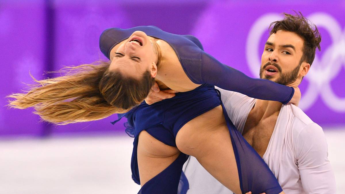 Dafür sind andere Körperteile jetzt nur noch spärlich vom Stoff verhüllt