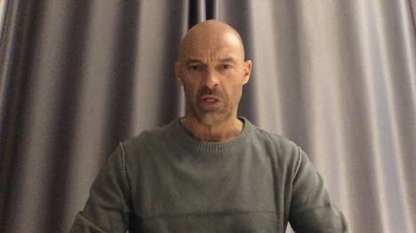  Nach sechs Niederlagen in Folge gab es vom Dresdner Vorstand Rückendeckung für den Trainer Alexander Schmidt, dieser hatte damit nicht unbedingt gerechnet.