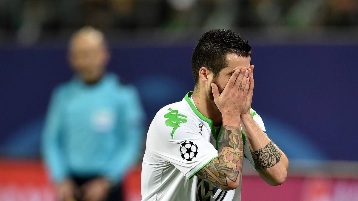 Einziger kleiner Wermutstropfen bei den "Wölfen": Vieirinha verliert nach einem Luftkampf mit Kroos einen Zahn