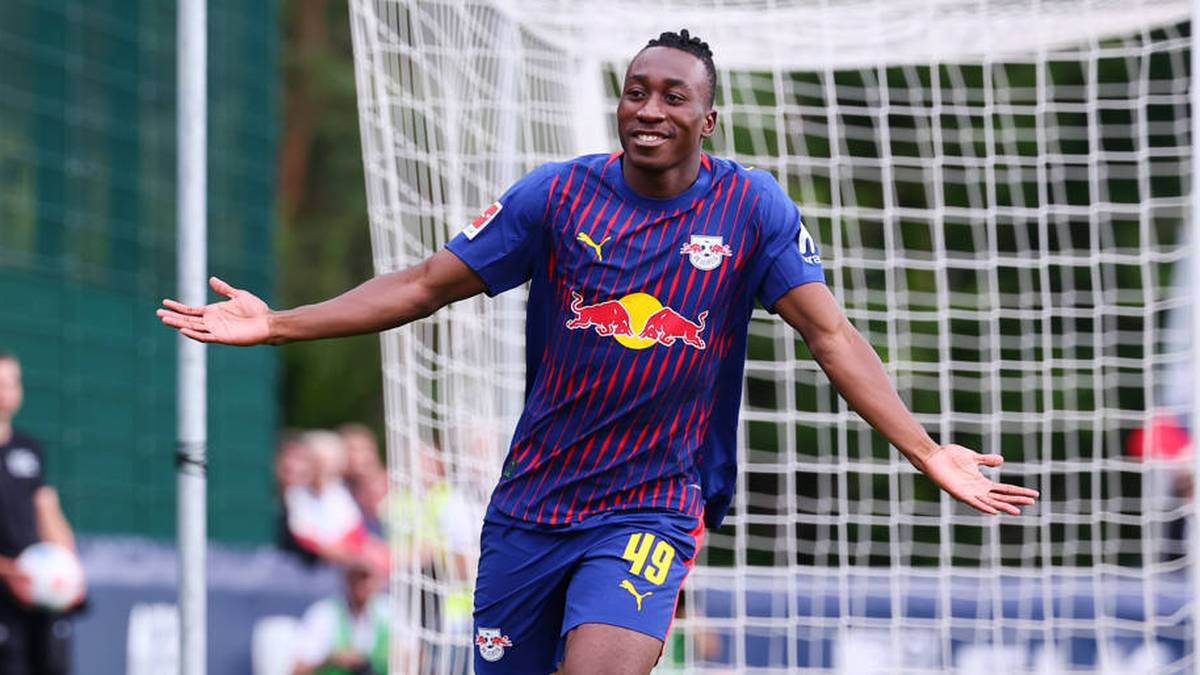 Yan Diomande (18, RB Leipzig): Im DFB-Pokal gab der Flügelspieler sein Pflichtspieldebüt für die Leipziger und überzeugte wie schon in der gesamten Vorbereitung. Diomande erzielte prompt einen Treffer und bewarb sich mit seiner Leistung für viel Spielzeit in der Saison.