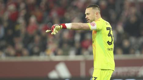 Torwart Florian Kastenmeier stand am Freitagabend im Fokus