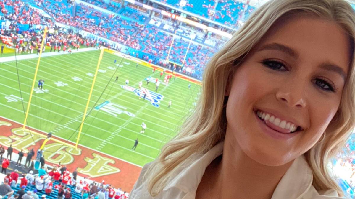 Und wie war das noch am vergangenen Februar, als der Super Bowl LIV in Miami stieg? Fast schon traditionell war Bouchard mit von der Partie. Sie war allerdings nicht alleine unterwegs, ...