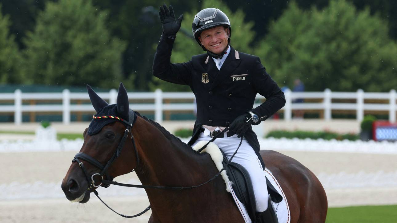 Deutsche Reiter auf Gold-Kurs bei EM