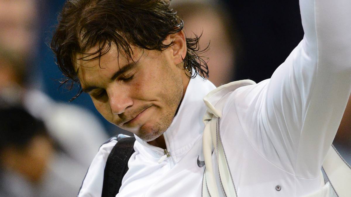 2012: Die Kniemisere setzt sich fort: Nadal muss seine Teilnahme bei Olympia in London absagen. Zuvor macht ihm das Gelenk bei seiner Zweitrundenniederlage in Wimbledon Probleme. Der Spanier bestreitet 222 Tage kein Match