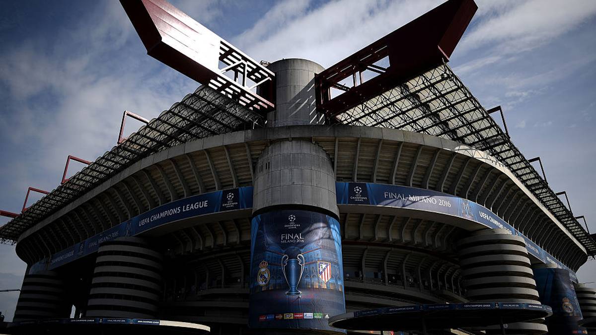 Außenansicht des Giuseppe Meazza Stadions in Mailand