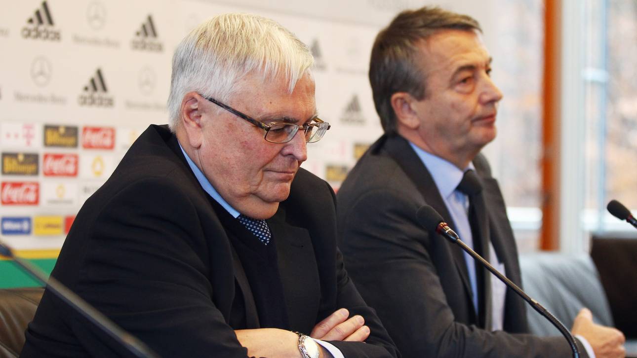 FIFA soll Niersbachs Vertrag prüfen