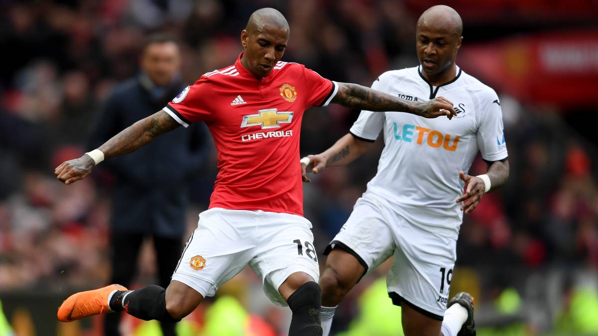 ASHLEY YOUNG (l.), MARCUS RASHFORD, JESSE LINGARD, PHIL JONES (alle England), DAVID DE GEA (Spanien), PAUL POGBA (Frankreich)