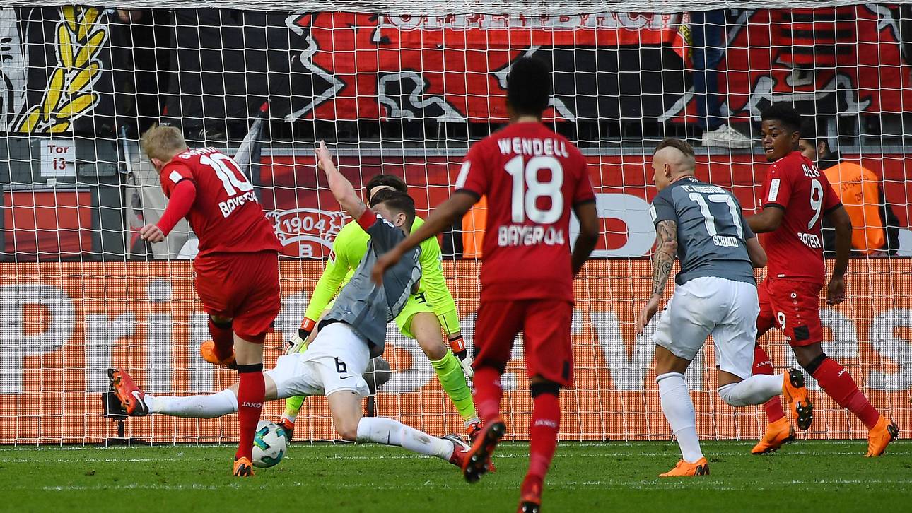 Bayer verpasst Sprung auf Platz 4