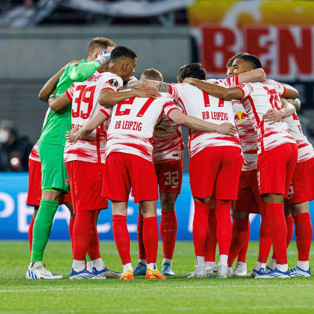 DFB-Pokalsieger RB Leipzig ist mit weiteren Spielern um Neuzugang Xaver Schlager in die Saisonvorbereitung gestartet.