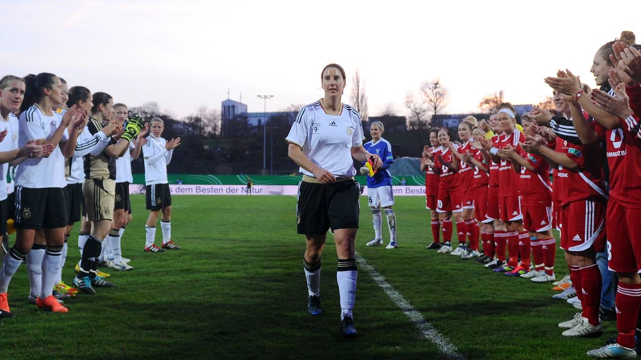 Unsichtbar - und doch im Fokus: Die Rückkehr der Birgit Prinz