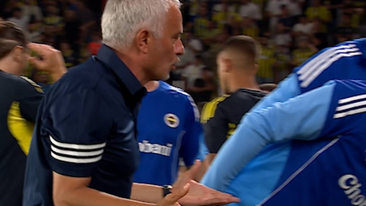 Diese Szene lässt Mourinho toben