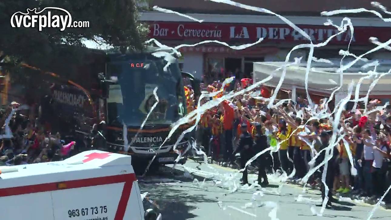 Valencia feiert seine Kellerkinder