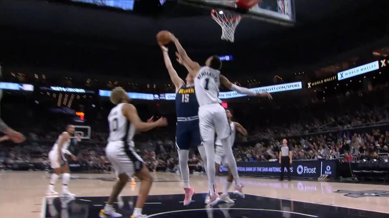 Geldsegen für deutschen NBA-Profi