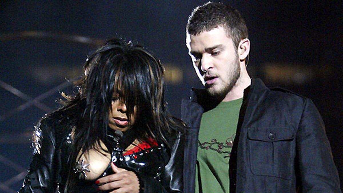 Vergessen hat es wohl keiner - der Skandal: "Nipplegate"! Houston, 1. Februar 2004: Während der Halbzeitshow entblößt Justin Timberlake die Brust von Janet Jackson