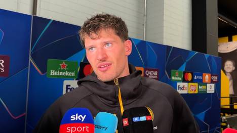 Borussia Dortmund macht das Spiel gegen Athletic Bilbao durch ein Slapstick-Gegentor kurzzeitig spannend. Hinterher schildert Gregor Kobel seine Sicht und spricht zudem über den Lauf des BVB.