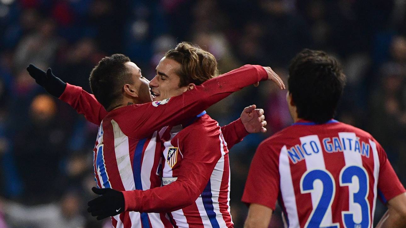 Atletico trotz später Pleite weiter