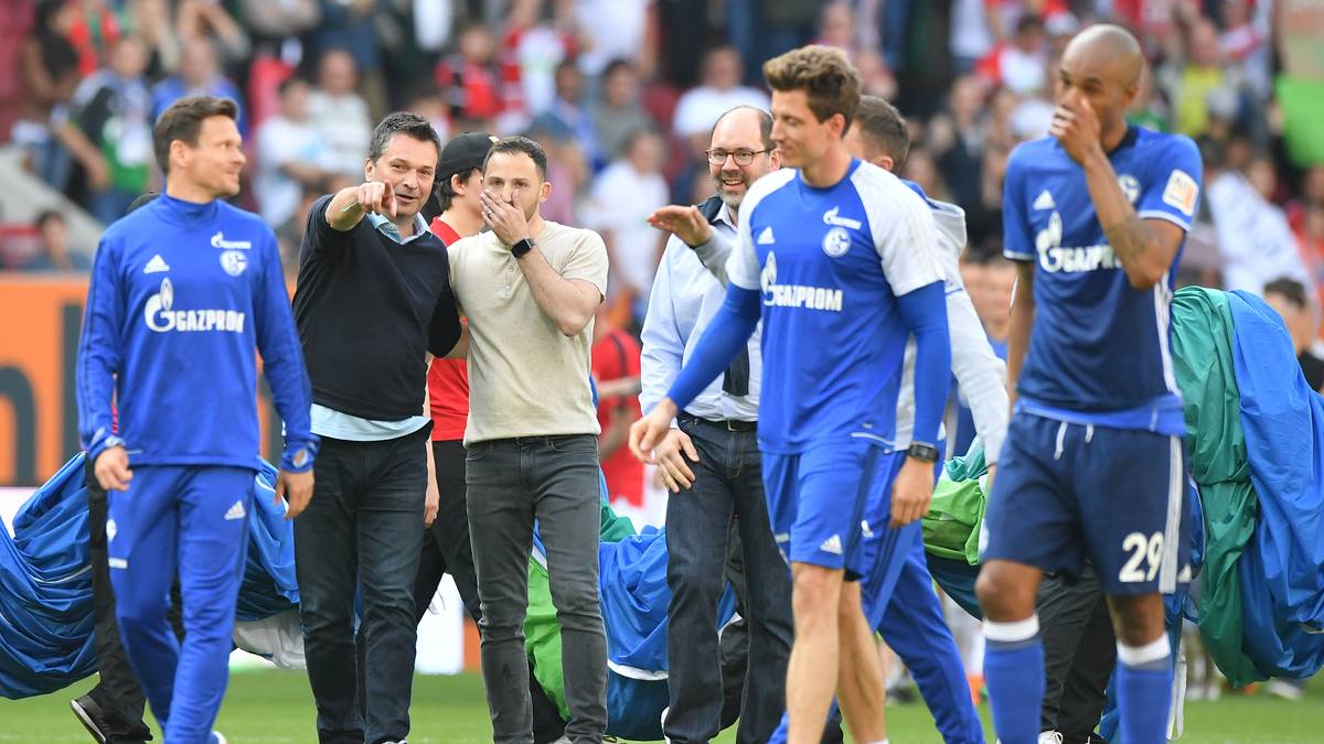 Für diese Nachricht hatte Christian Heidel die große Bühne gewählt: Zur Freude aller Fans verkündete der Manager am Sonntag beim gut besuchten Schalke-Tag die Vertragsverlängerung von Domenico Tedesco