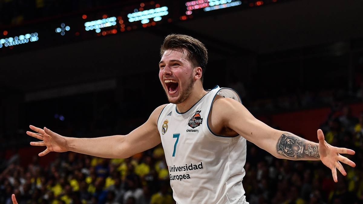 Bereits jetzt überzeugt er mit einem erstaunlichen Mix aus Reife, Physis, Playmaking und Shooting. Der Guard hat viel Spielpraxis in der Euroleague gesammelt und deutlich mehr Erfahrung als die meisten anderen Prospects